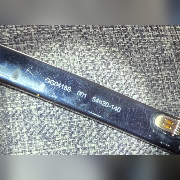 Gucci GG0418s Crystal Embellished Sunglasses Retail $550 - Picture 11 of 14